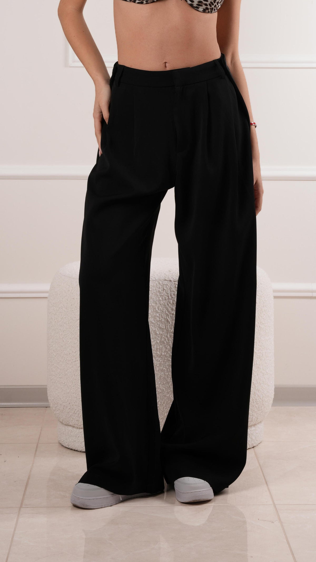 Μαύρο Σετ Κουστουμιού με Γιλέκο - Black Tailored Suit with Vest