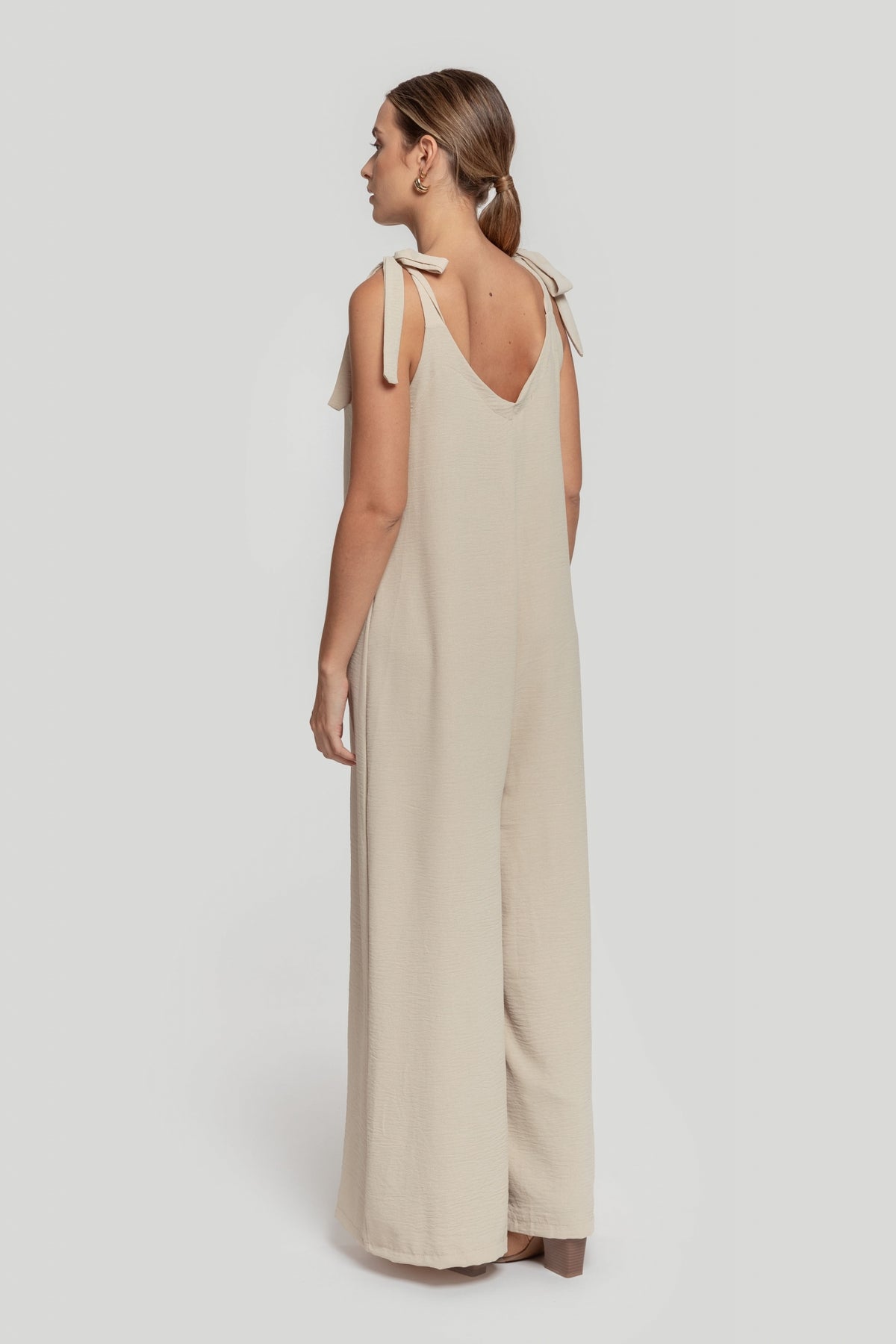 γυναικεία ρούχα, μίνιμαλ, μινιμαλ, γυναικεια ρουχα, style loft, stylaloft.com, styleloft, fashion, μόδα, μοδα, γυναίκα,ολόσωμη φόρμα, ολοσωμη φορμα, γυναικείες ολόσωμες φόρμες, γυναικειες ολοσωμες φορμες, olosomi forma, ginaikeies olosomes formes, mpez olosomi forma, μπεζ ολόσωμη φόρμα, μπεζ ολοσωμη φορμα